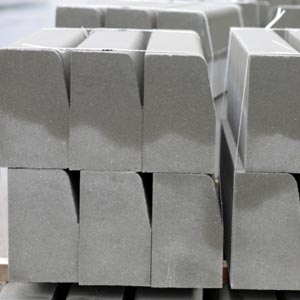 Kerb-Stone4